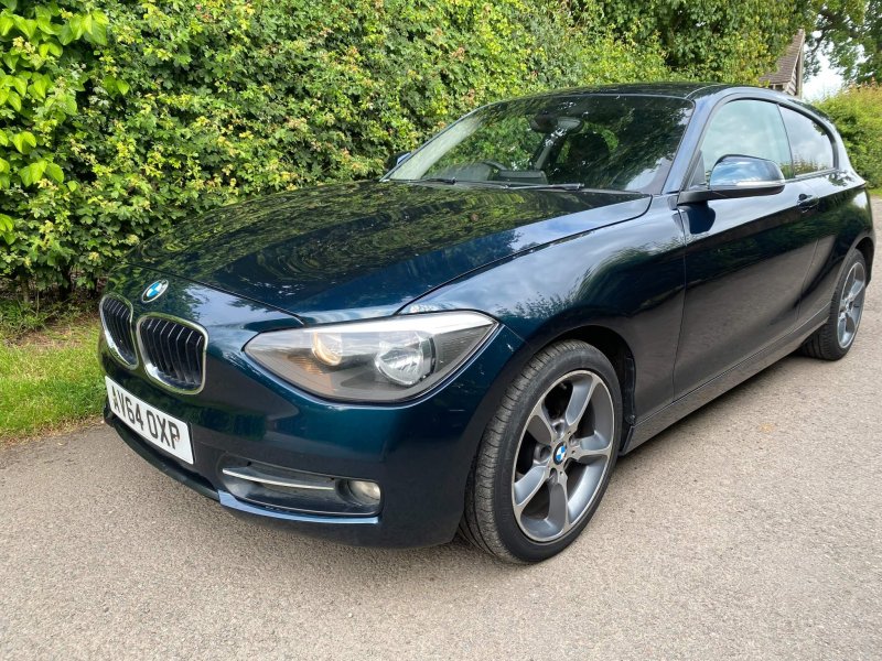 BMW 1 SERIES