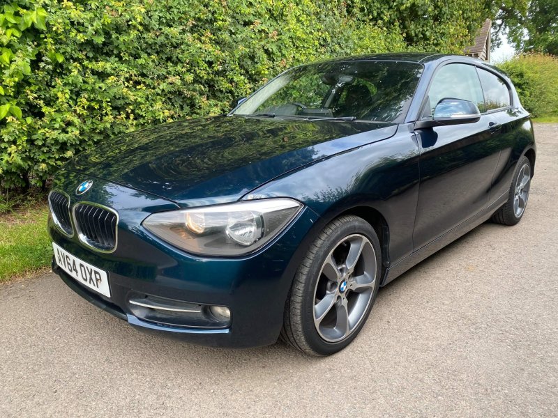 BMW 1 SERIES
