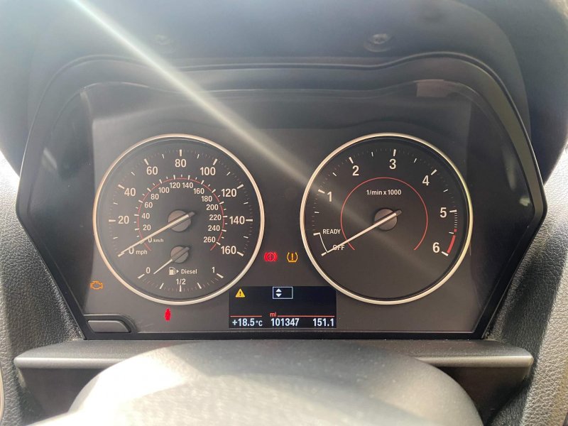 BMW 1 SERIES