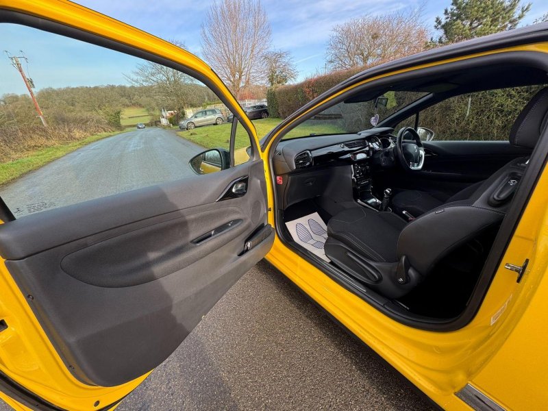 CITROEN DS3