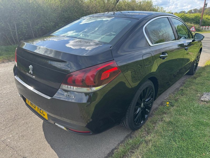 PEUGEOT 508